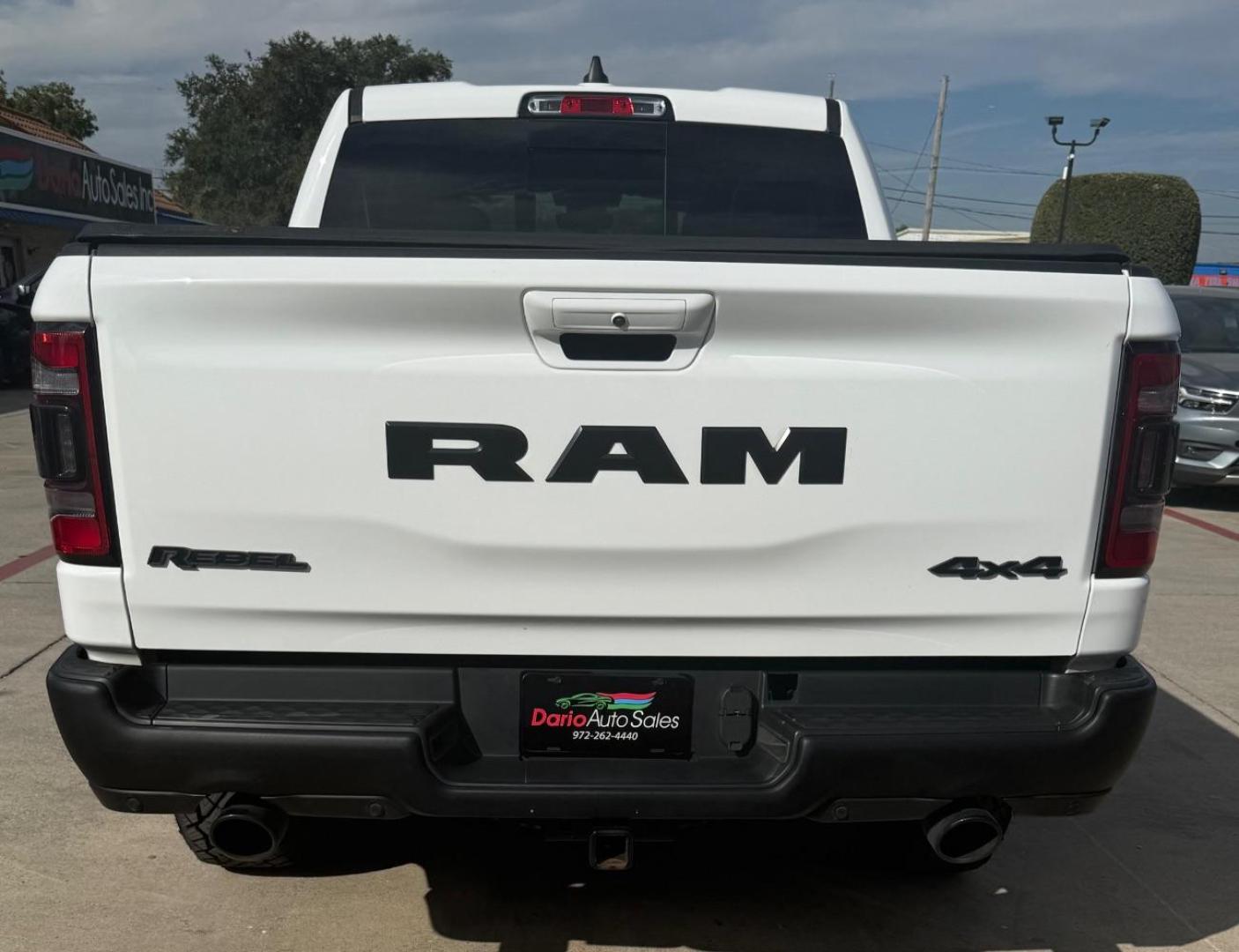 2019 White Ram 1500 Rebel Crew Cab 4x4 5'7 Box (1C6SRFLT4KN) , located at 2401 E Main St., Grand Prairie, TX, 75050, (972) 262-4440, 32.748981, -96.969643 - Photo#11