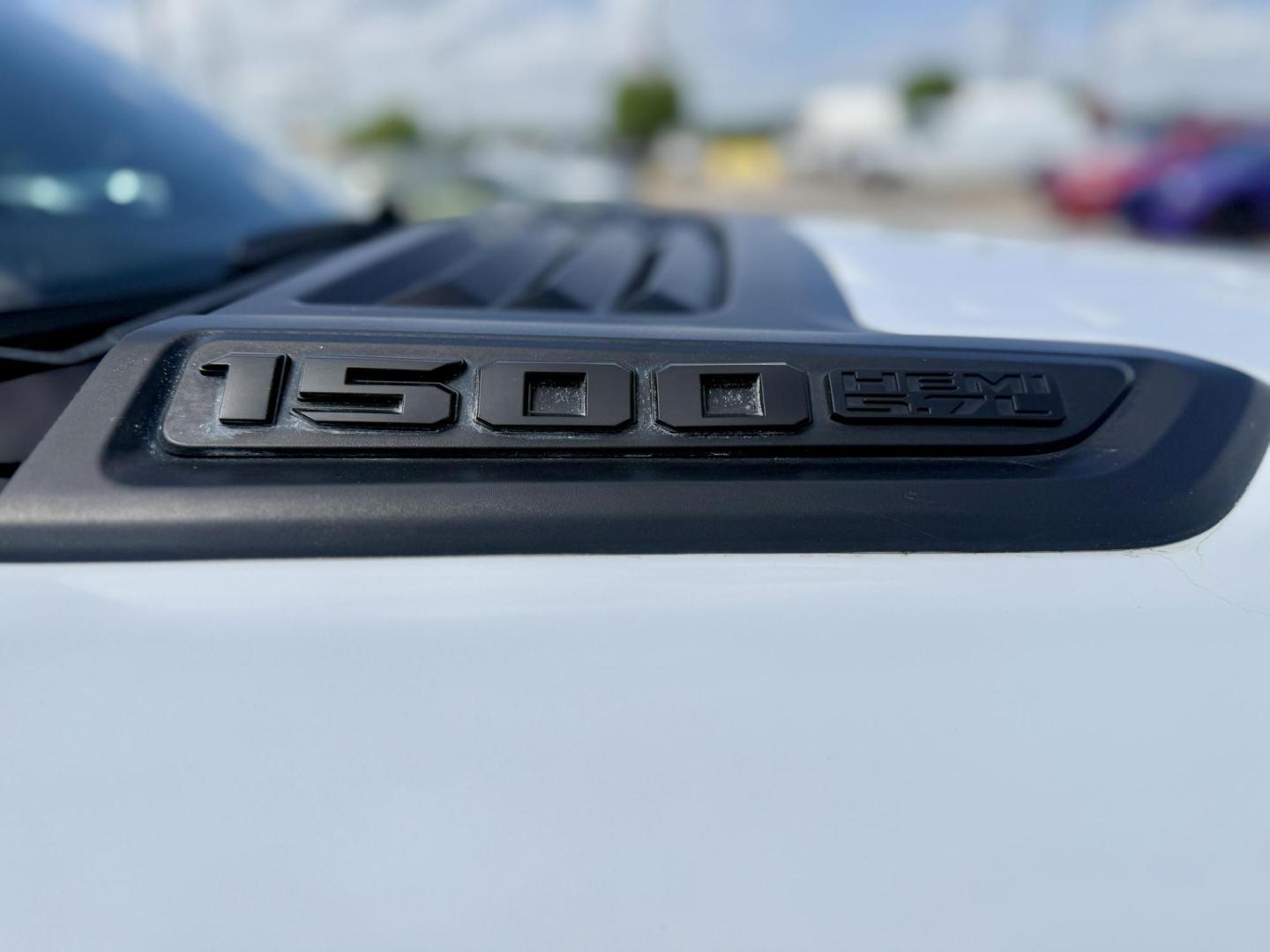 2019 White Ram 1500 (1C6SRFLT4KN) , located at 2401 E Main St., Grand Prairie, TX, 75050, (972) 262-4440, 32.748981, -96.969643 - Photo#10