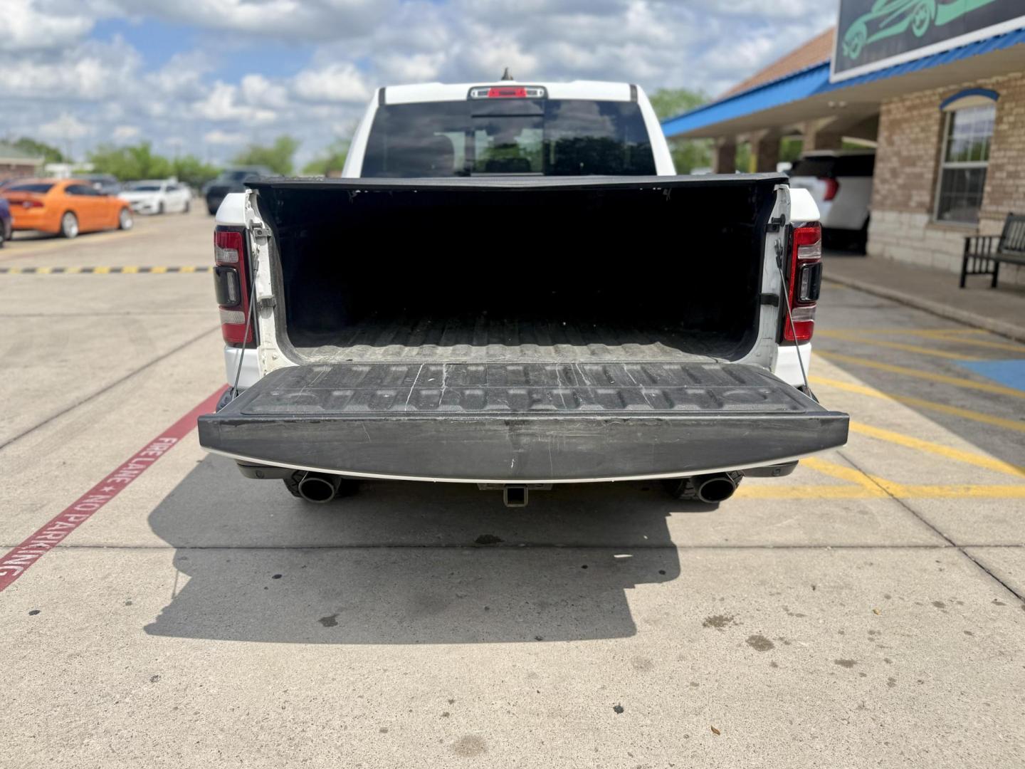 2019 White Ram 1500 (1C6SRFLT4KN) , located at 2401 E Main St., Grand Prairie, TX, 75050, (972) 262-4440, 32.748981, -96.969643 - Photo#14