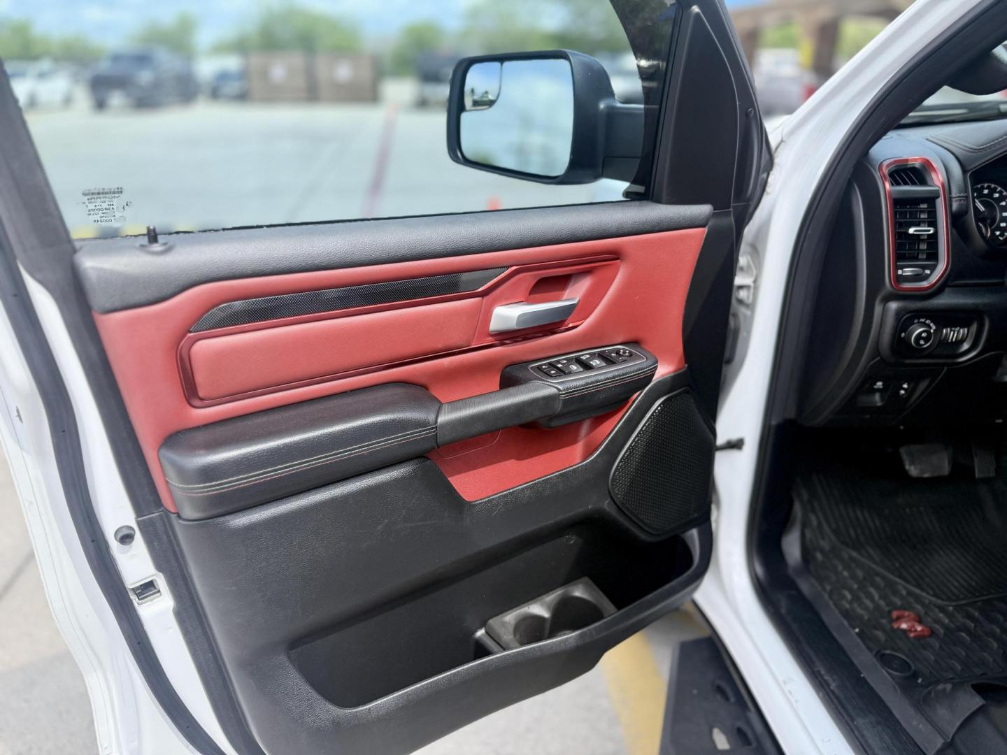 2019 White Ram 1500 (1C6SRFLT4KN) , located at 2401 E Main St., Grand Prairie, TX, 75050, (972) 262-4440, 32.748981, -96.969643 - Photo#15