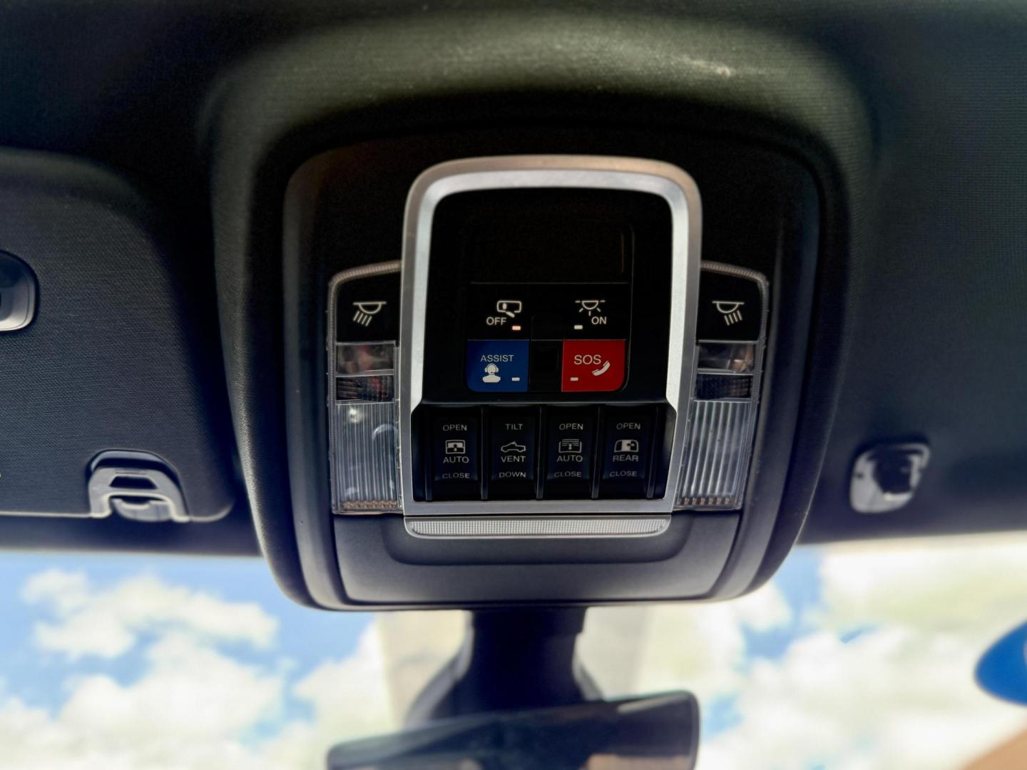 2019 White Ram 1500 (1C6SRFLT4KN) , located at 2401 E Main St., Grand Prairie, TX, 75050, (972) 262-4440, 32.748981, -96.969643 - Photo#27