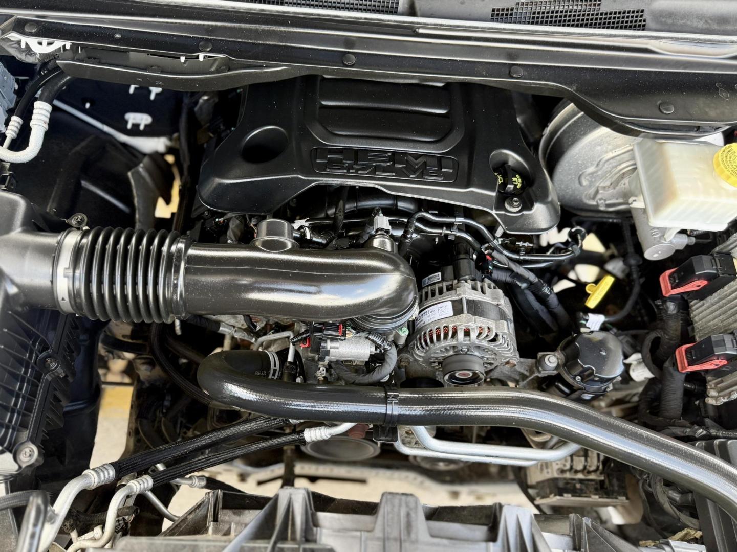 2019 White Ram 1500 (1C6SRFLT4KN) , located at 2401 E Main St., Grand Prairie, TX, 75050, (972) 262-4440, 32.748981, -96.969643 - Photo#28