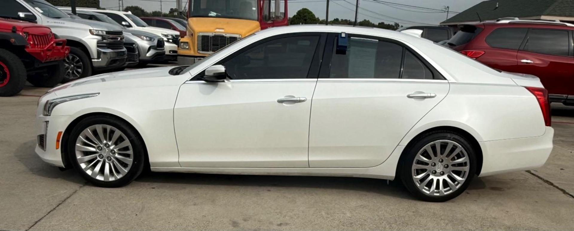 2016 White Cadillac CTS Luxury Collection (1G6AR5SX0G0) with an 2L I-4 gasoline direct injection engine, located at 2401 E Main St., Grand Prairie, TX, 75050, (972) 262-4440, 32.748981, -96.969643 - Photo#4