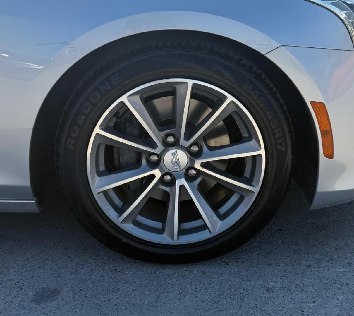 2018 Silver Cadillac CTS 2.0L Turbo Luxury RWD (1G6AR5SX8J0) with an 2.0L L4 DOHC 24V TURBO engine, 6-Speed Automatic transmission, located at 2401 E Main St., Grand Prairie, TX, 75050, (972) 262-4440, 32.748981, -96.969643 - Photo#11