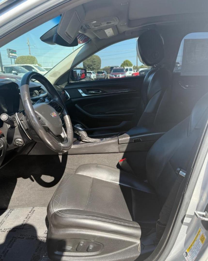 2018 Silver Cadillac CTS 2.0L Turbo Luxury RWD (1G6AR5SX8J0) with an 2.0L L4 DOHC 24V TURBO engine, 6-Speed Automatic transmission, located at 2401 E Main St., Grand Prairie, TX, 75050, (972) 262-4440, 32.748981, -96.969643 - Photo#15