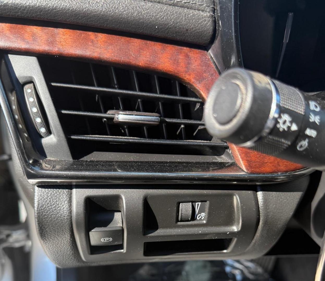 2018 Silver Cadillac CTS 2.0L Turbo Luxury RWD (1G6AR5SX8J0) with an 2.0L L4 DOHC 24V TURBO engine, 6-Speed Automatic transmission, located at 2401 E Main St., Grand Prairie, TX, 75050, (972) 262-4440, 32.748981, -96.969643 - Photo#16