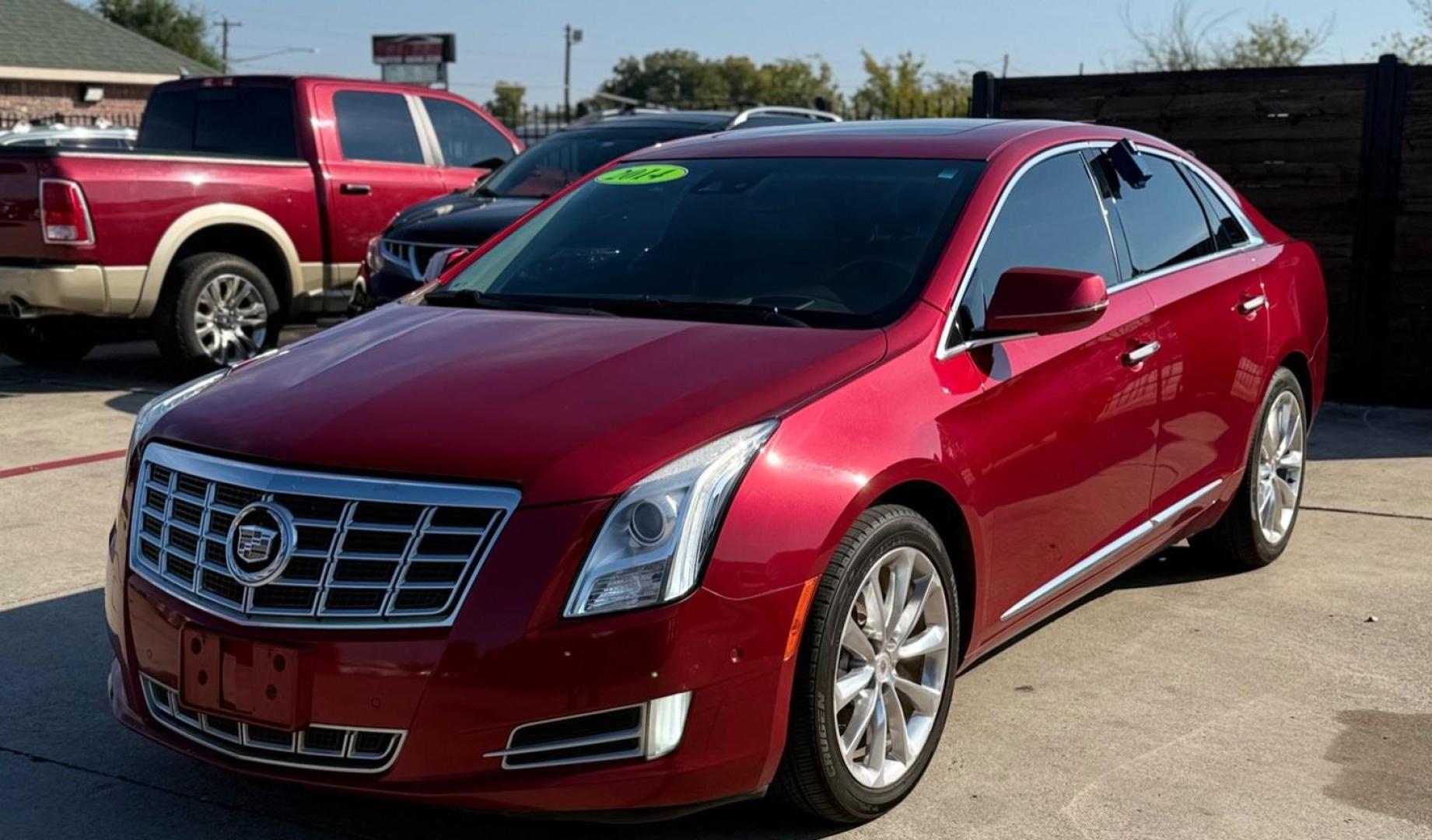 2014 Red Cadillac XTS Premium (2G61P5S35E9) with an 3.6L V-6 gasoline direct injection engine, located at 2401 E Main St., Grand Prairie, TX, 75050, (972) 262-4440, 32.748981, -96.969643 - Photo#5