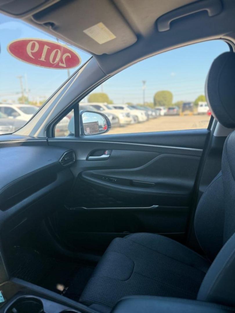 2019 Silver Hyundai Santa Fe SEL Plus (5NMS33AD6KH) with an Theta II 2.4L I-4 gasoline direct injection engine, located at 2401 E Main St., Grand Prairie, TX, 75050, (972) 262-4440, 32.748981, -96.969643 - Photo#27