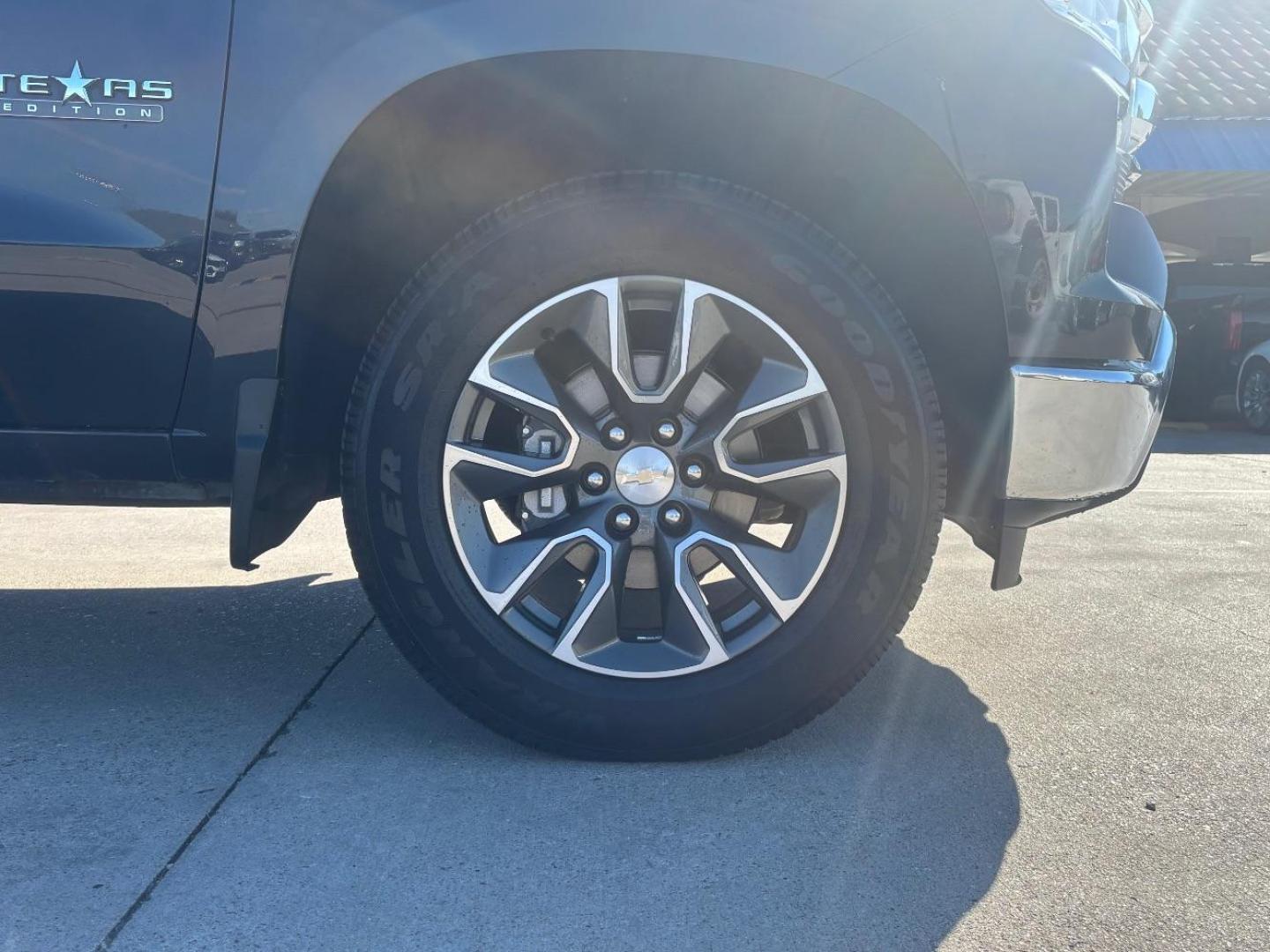 2023 Gray Chevrolet Silverado 1500 2WD Crew Cab Short Bed LT (2GCPACED9P1) , located at 2401 E Main St., Grand Prairie, TX, 75050, (972) 262-4440, 32.748981, -96.969643 - Photo#11