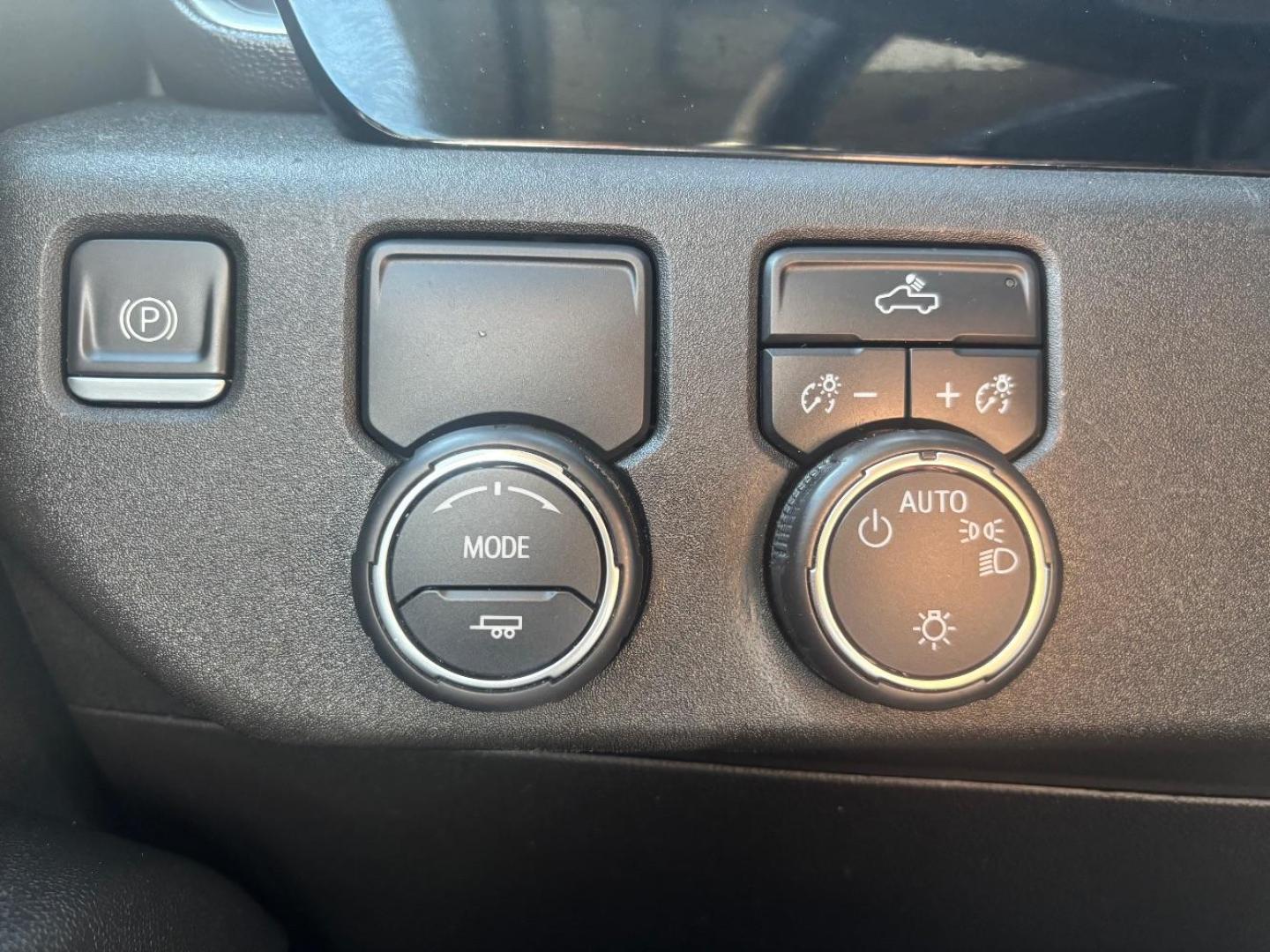 2023 Gray Chevrolet Silverado 1500 2WD Crew Cab Short Bed LT (2GCPACED9P1) , located at 2401 E Main St., Grand Prairie, TX, 75050, (972) 262-4440, 32.748981, -96.969643 - Photo#14