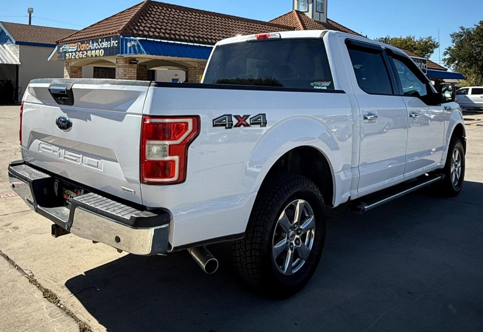 2018 White Ford F-150 XLT (1FTEW1EG5JK) , located at 2401 E Main St., Grand Prairie, TX, 75050, (972) 262-4440, 32.748981, -96.969643 - Photo#15