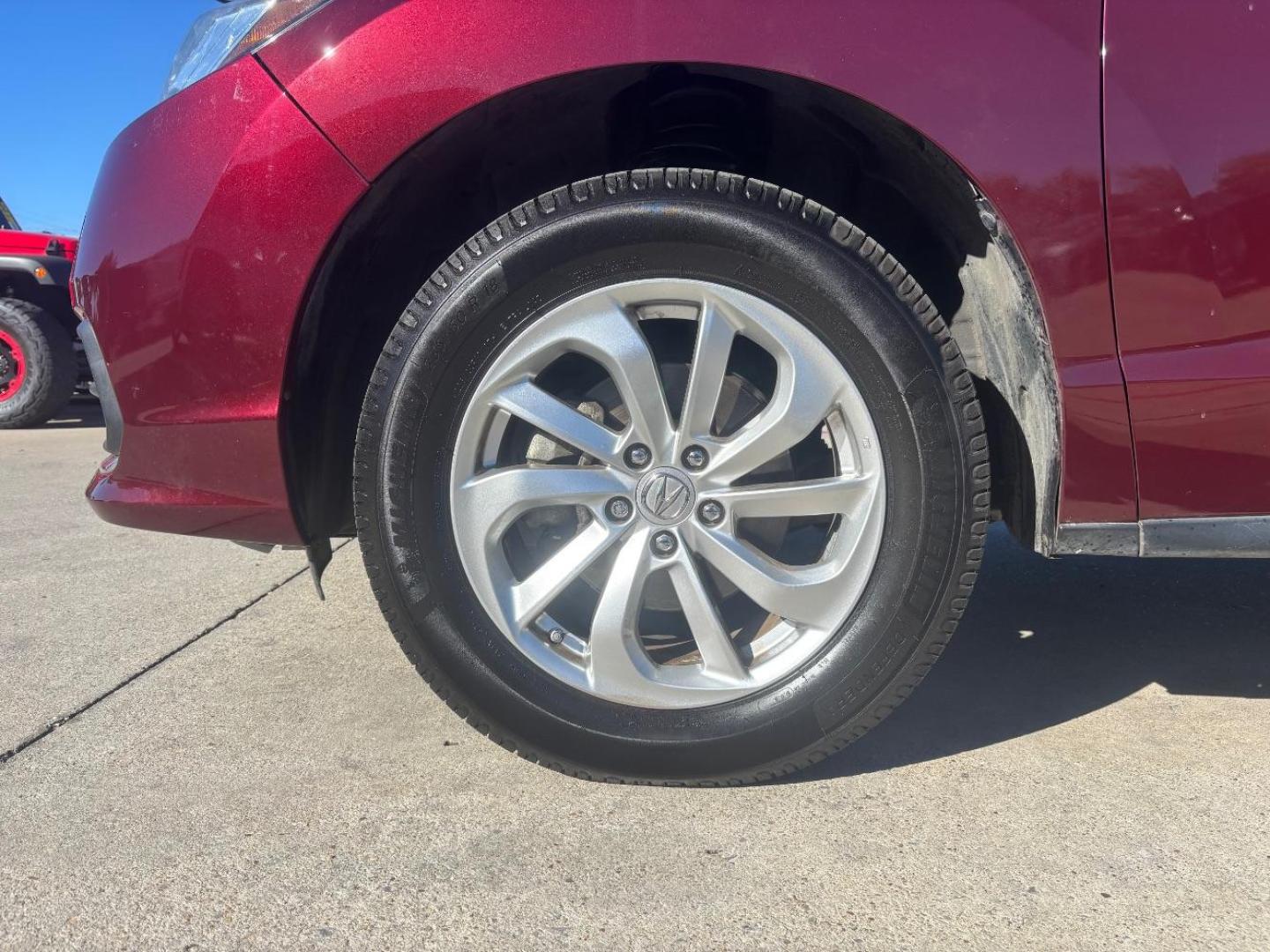 2018 Red Acura RDX Technology Package | Technology and AcuraWatch Plus Packages (5J8TB3H59JL) with an 3.5L V-6 i-VTEC variable valve control engine, located at 2401 E Main St., Grand Prairie, TX, 75050, (972) 262-4440, 32.748981, -96.969643 - Photo#4