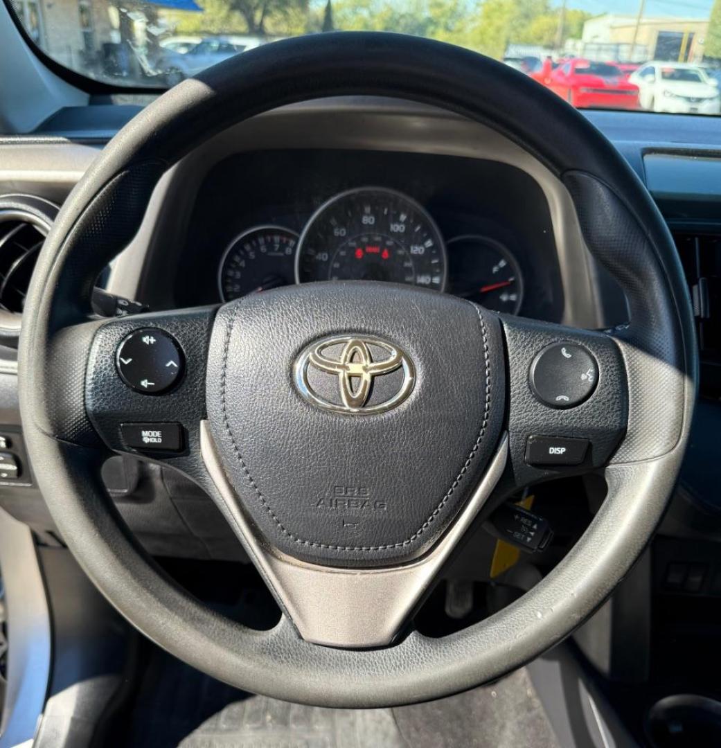 2016 Silver Toyota RAV4 LE (2T3ZFREVXGW) with an 2.5L I-4 DOHC engine, located at 2401 E Main St., Grand Prairie, TX, 75050, (972) 262-4440, 32.748981, -96.969643 - Photo#23
