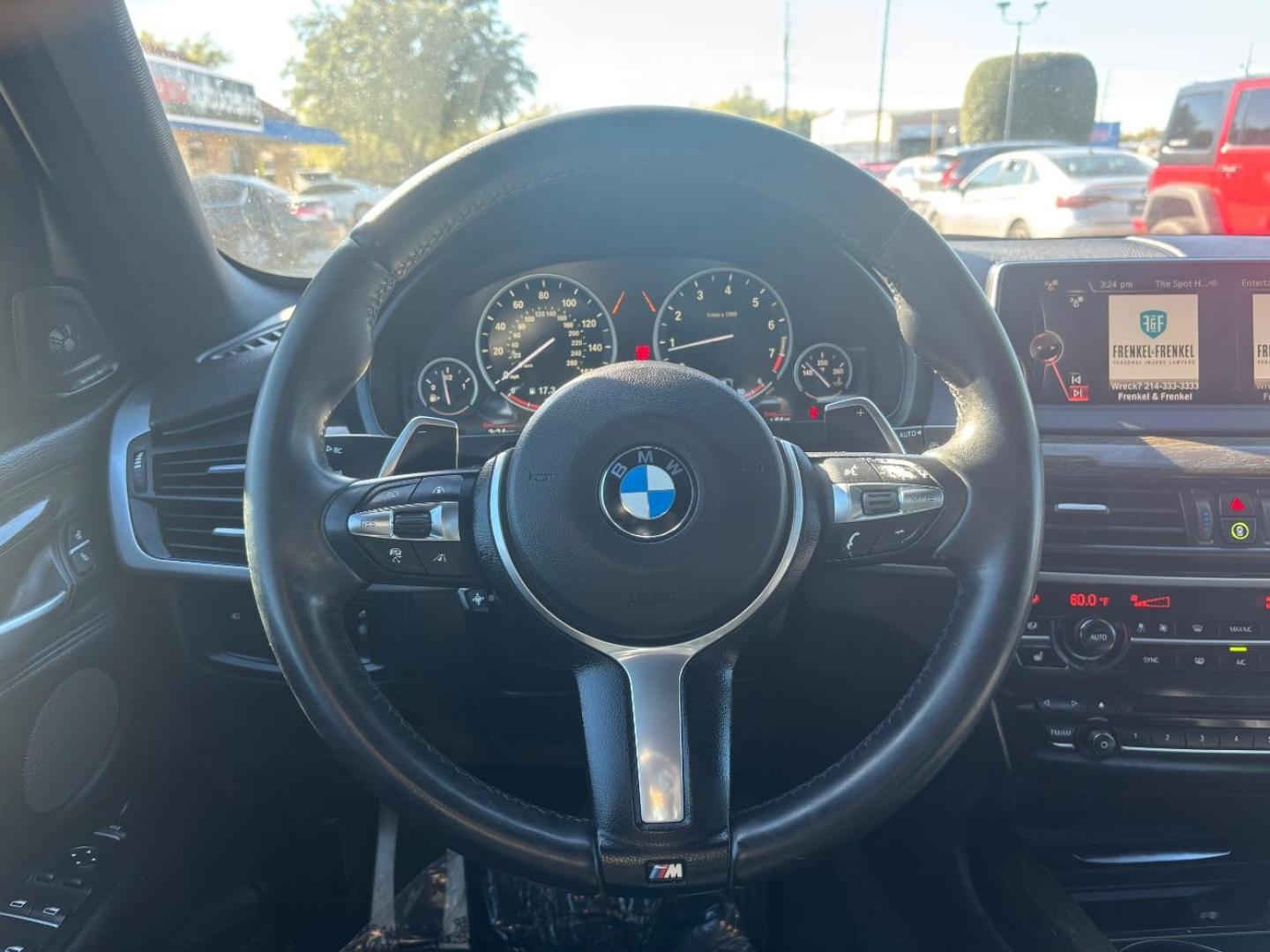 2014 White BMW X5 xDrive50i (5UXKR6C55E0) with an 4.4L V-8 gasoline direct injection engine, located at 2401 E Main St., Grand Prairie, TX, 75050, (972) 262-4440, 32.748981, -96.969643 - Photo#5