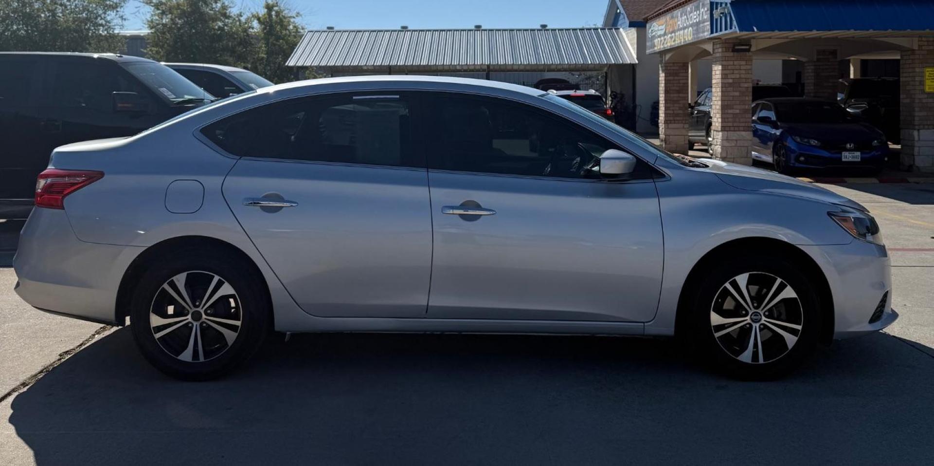 2019 Silver Nissan Sentra S (3N1AB7AP1KY) with an 1.8L I-4 DOHC engine, located at 2401 E Main St., Grand Prairie, TX, 75050, (972) 262-4440, 32.748981, -96.969643 - Photo#16