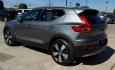 2019 Silver Volvo XC40 T5 Momentum (YV4162UK3K2) with an Drive-E 2L I-4 gasoline direct injection engine, located at 2401 E Main St., Grand Prairie, TX, 75050, (972) 262-4440, 32.748981, -96.969643 - Photo#7