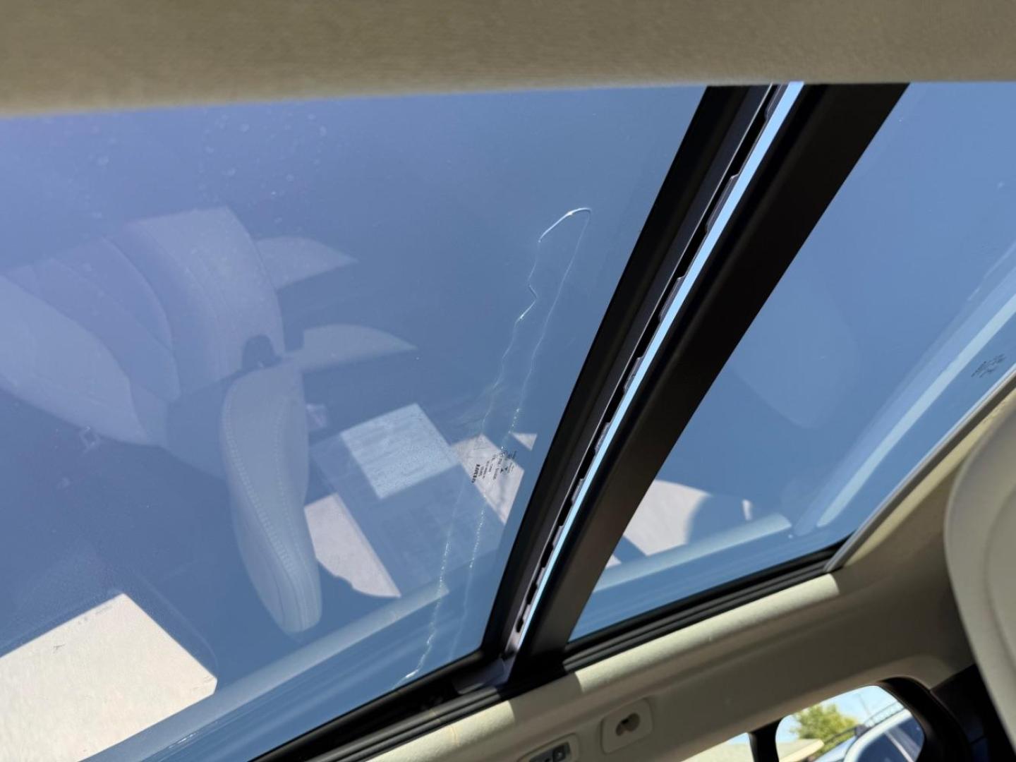 2019 Silver Volvo XC40 T5 Momentum (YV4162UK3K2) with an Drive-E 2L I-4 gasoline direct injection engine, located at 2401 E Main St., Grand Prairie, TX, 75050, (972) 262-4440, 32.748981, -96.969643 - Photo#27