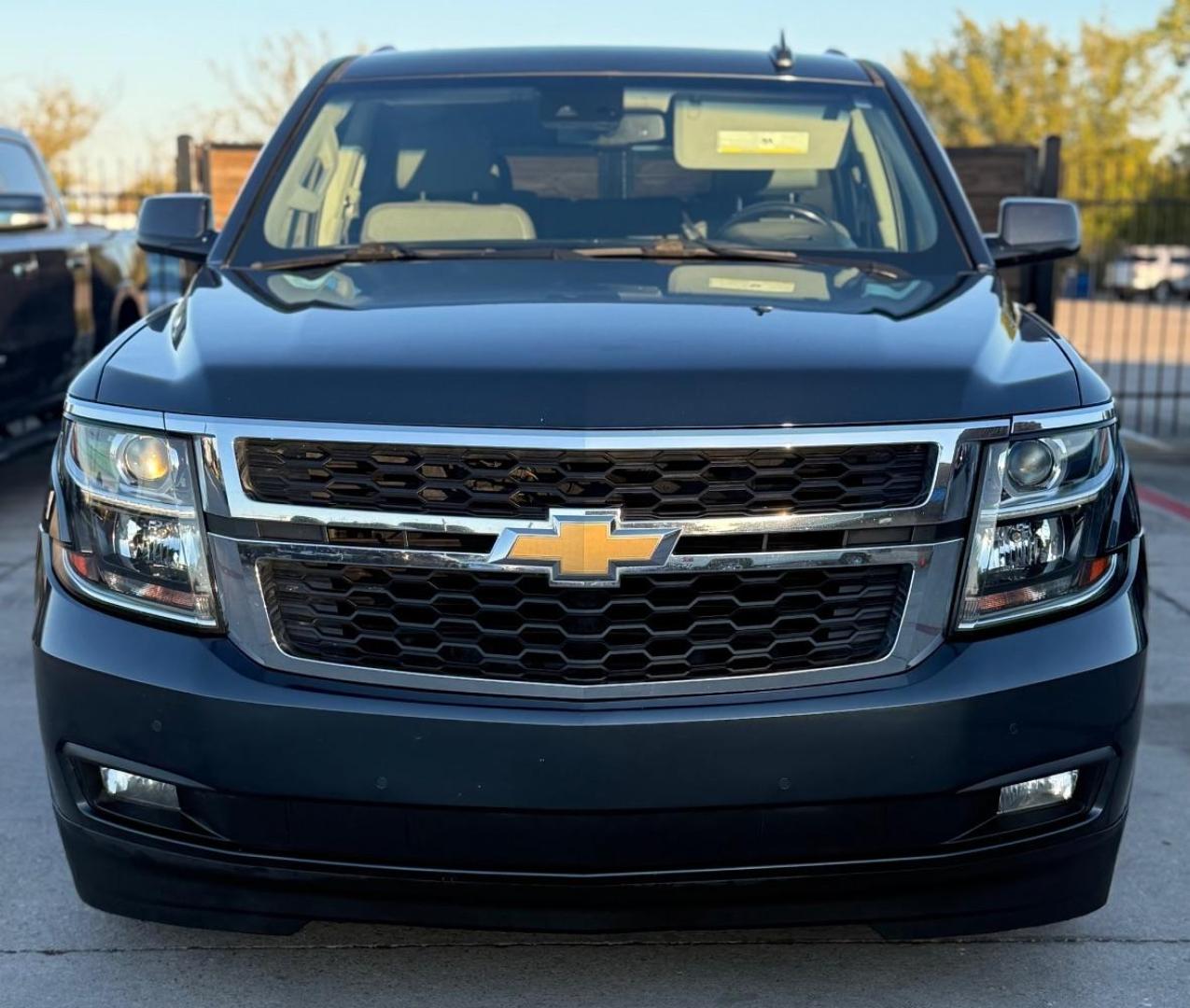 2019 Gray Chevrolet Tahoe LT (1GNSCBKC5KR) with an EcoTec3 5.3L V-8 gasoline direct injection engine, located at 2401 E Main St., Grand Prairie, TX, 75050, (972) 262-4440, 32.748981, -96.969643 - Photo#0