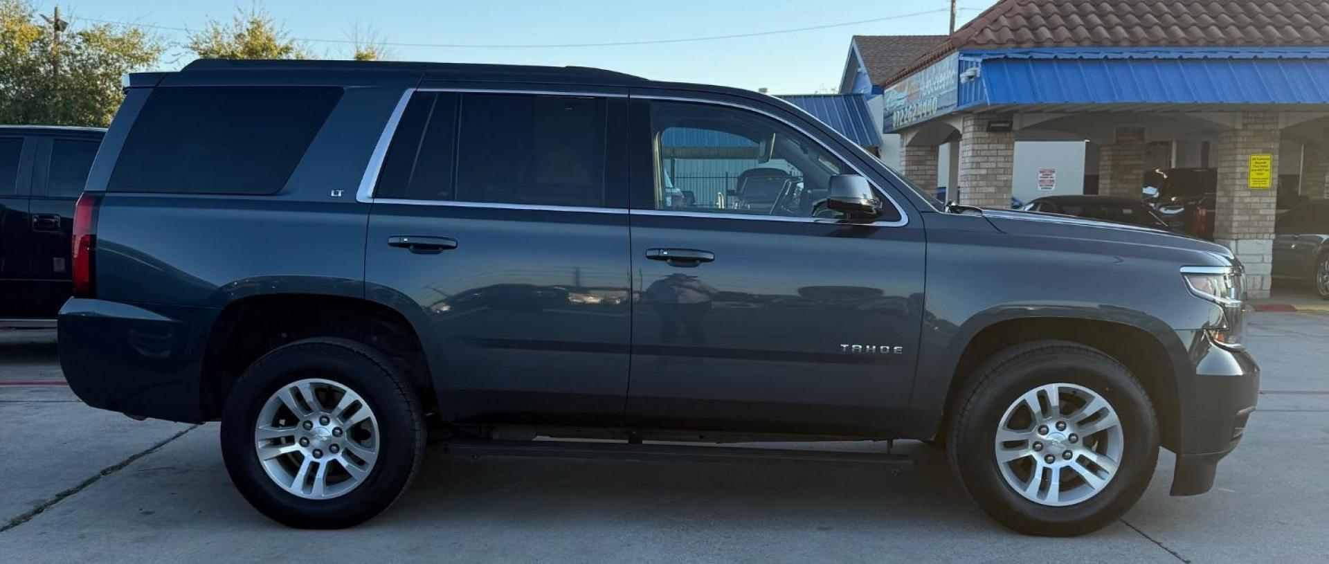 2019 Gray Chevrolet Tahoe LT (1GNSCBKC5KR) with an EcoTec3 5.3L V-8 gasoline direct injection engine, located at 2401 E Main St., Grand Prairie, TX, 75050, (972) 262-4440, 32.748981, -96.969643 - Photo#14