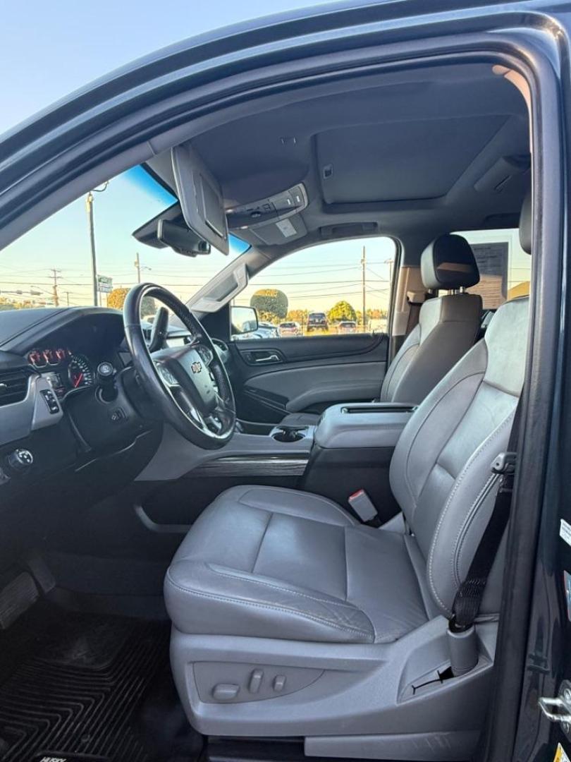 2019 Gray Chevrolet Tahoe LT (1GNSCBKC5KR) with an EcoTec3 5.3L V-8 gasoline direct injection engine, located at 2401 E Main St., Grand Prairie, TX, 75050, (972) 262-4440, 32.748981, -96.969643 - Photo#20
