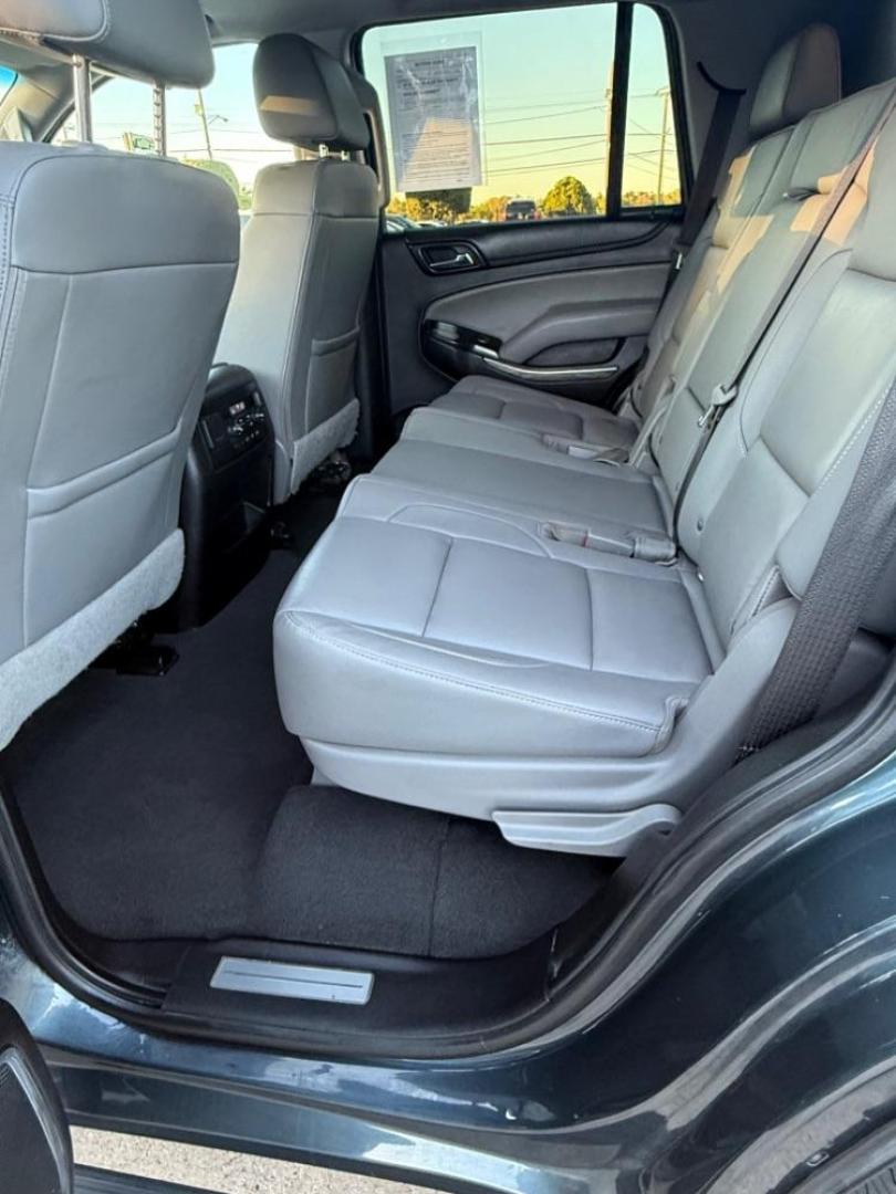 2019 Gray Chevrolet Tahoe LT (1GNSCBKC5KR) with an EcoTec3 5.3L V-8 gasoline direct injection engine, located at 2401 E Main St., Grand Prairie, TX, 75050, (972) 262-4440, 32.748981, -96.969643 - Photo#33