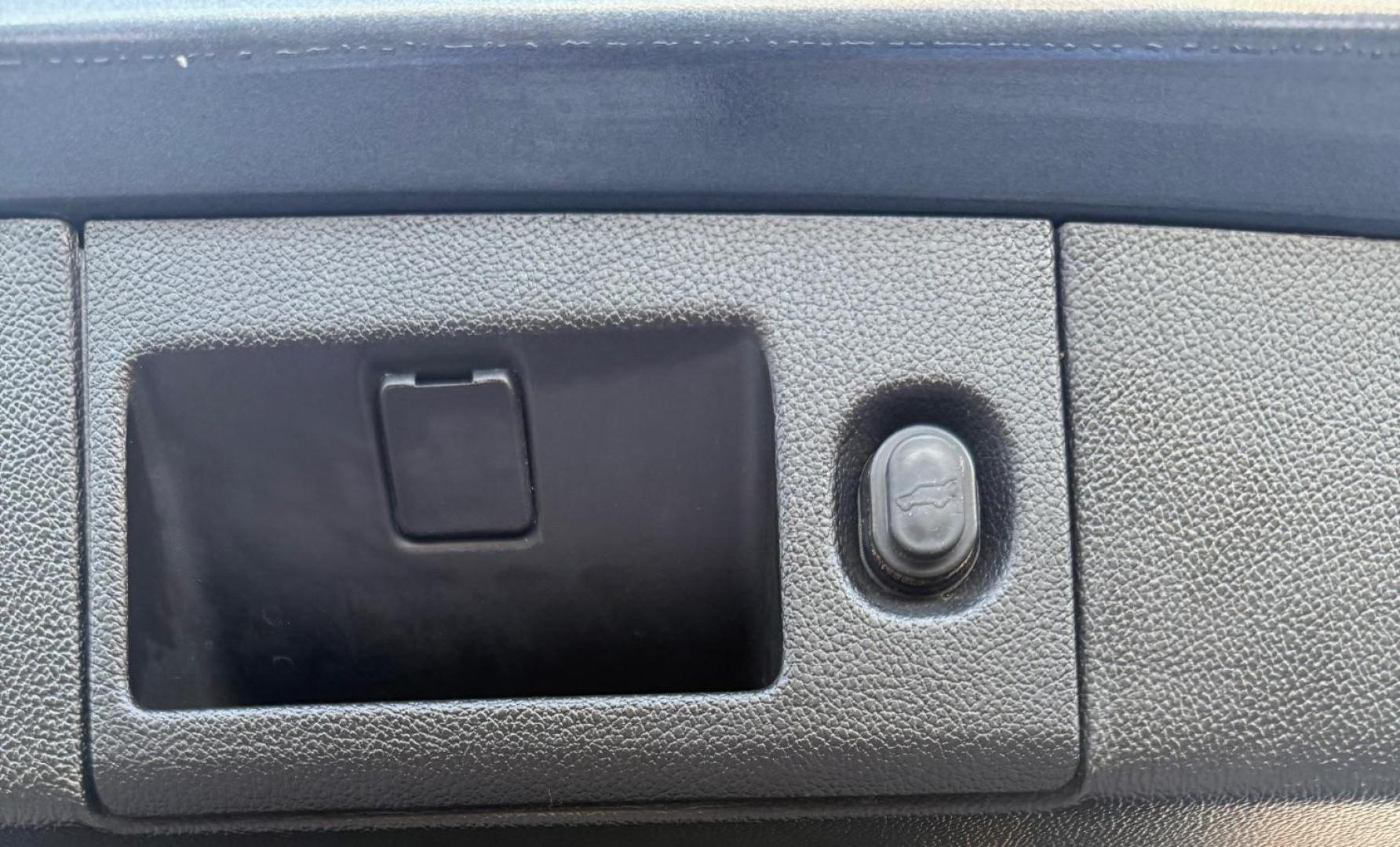 2019 Gray Chevrolet Tahoe LT (1GNSCBKC5KR) with an EcoTec3 5.3L V-8 gasoline direct injection engine, located at 2401 E Main St., Grand Prairie, TX, 75050, (972) 262-4440, 32.748981, -96.969643 - Photo#37