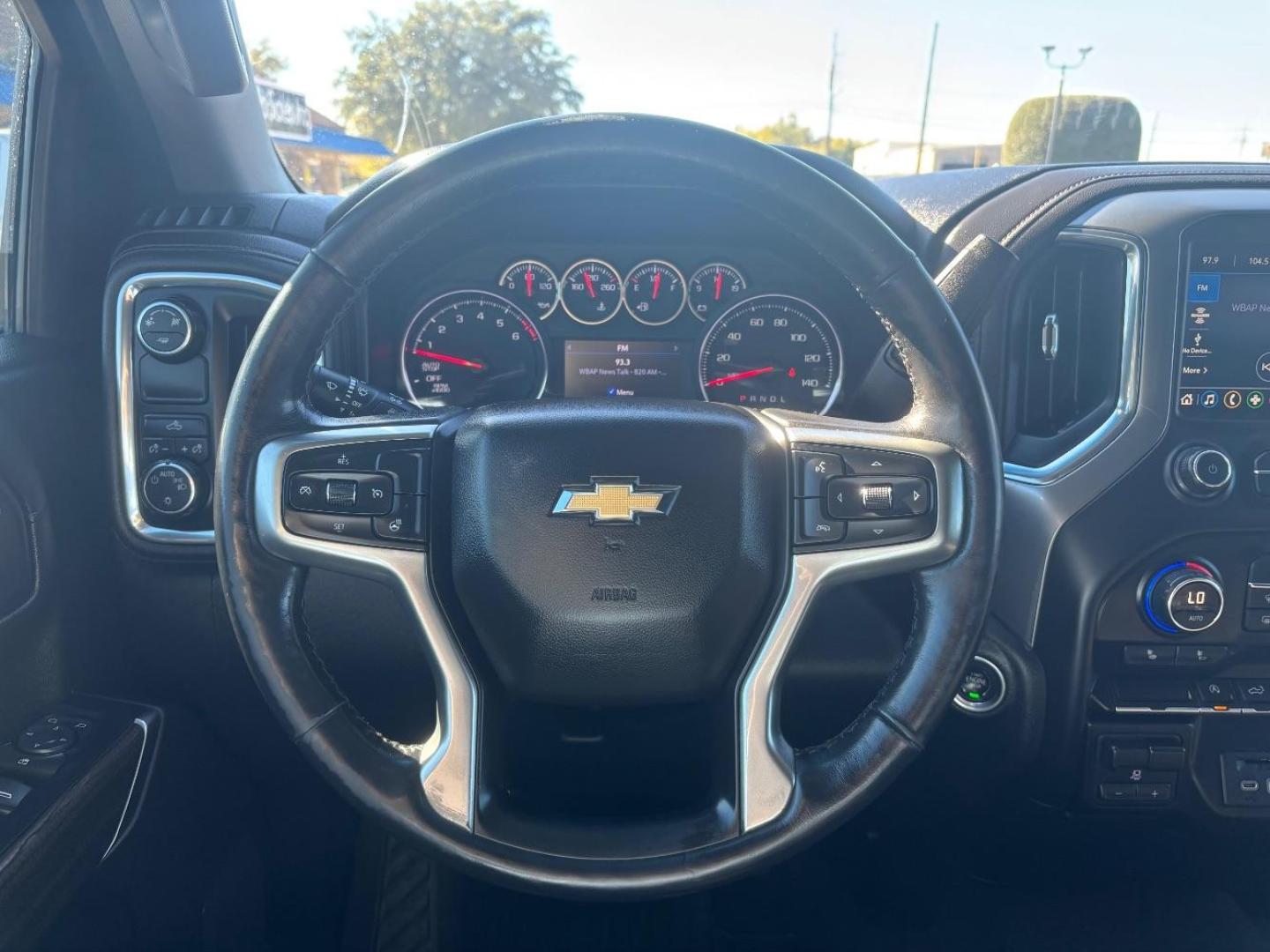 2019 Silver Chevrolet Silverado 1500 LT (1GCPWCED0KZ) , located at 2401 E Main St., Grand Prairie, TX, 75050, (972) 262-4440, 32.748981, -96.969643 - Photo#9