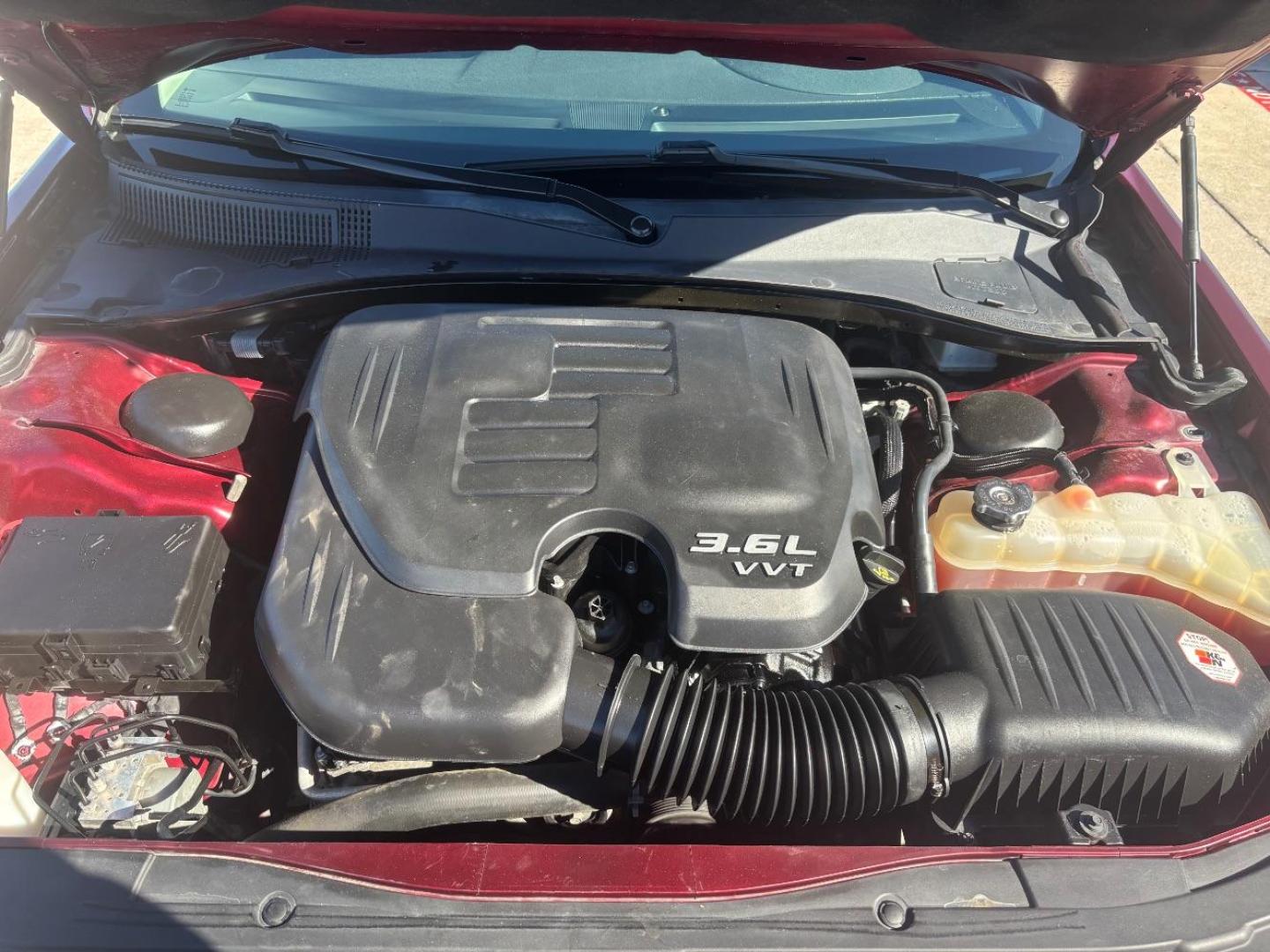 2019 Red Chrysler 300 Touring (2C3CCAAG9KH) with an Pentastar 3.6L V-6 DOHC engine, located at 2401 E Main St., Grand Prairie, TX, 75050, (972) 262-4440, 32.748981, -96.969643 - Photo#16