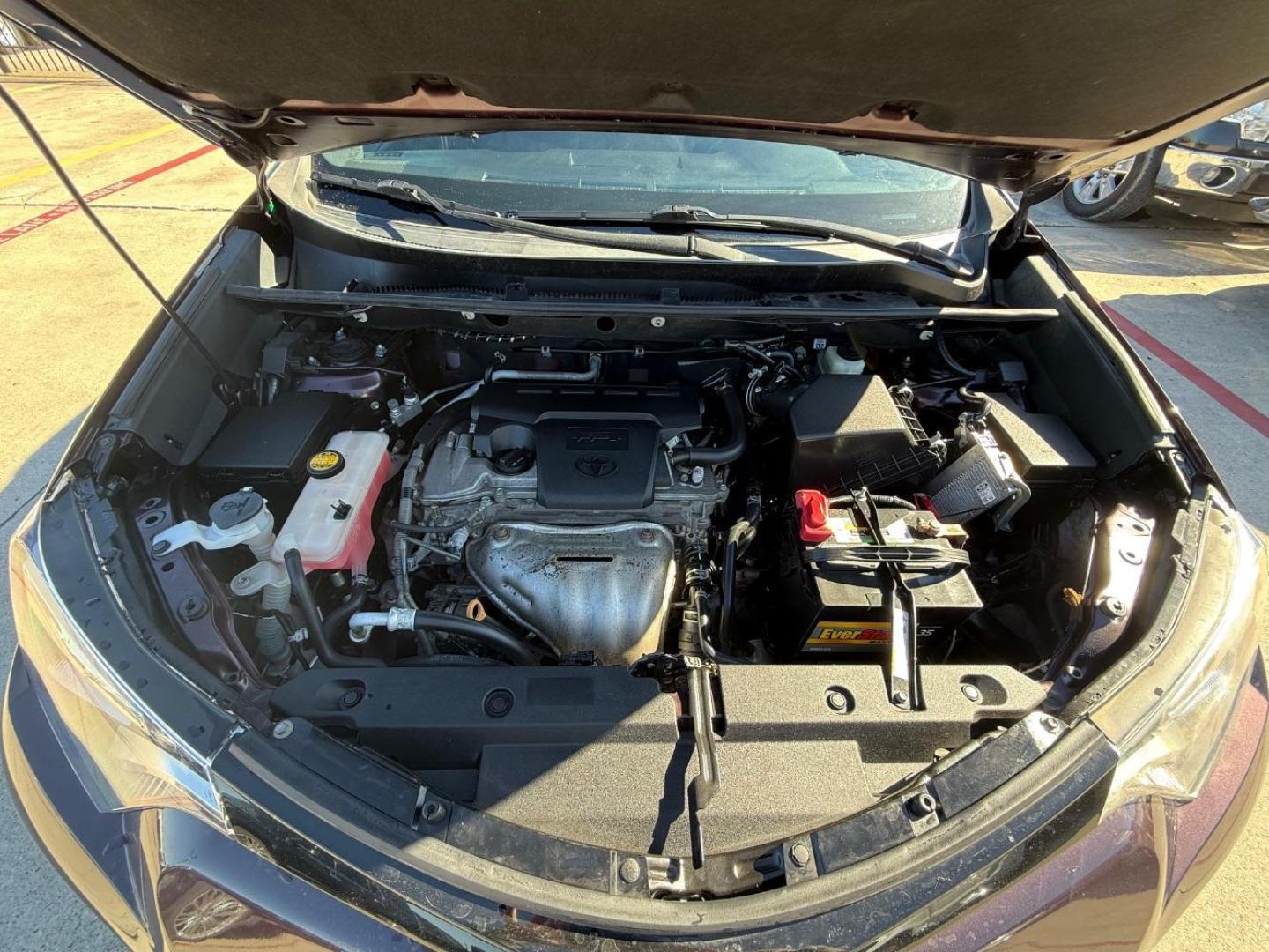 2018 Purple Toyota Rav4 (2T3JFREV2JW) with an 2.5L I-4 DOHC engine, located at 2401 E Main St., Grand Prairie, TX, 75050, (972) 262-4440, 32.748981, -96.969643 - Photo#31