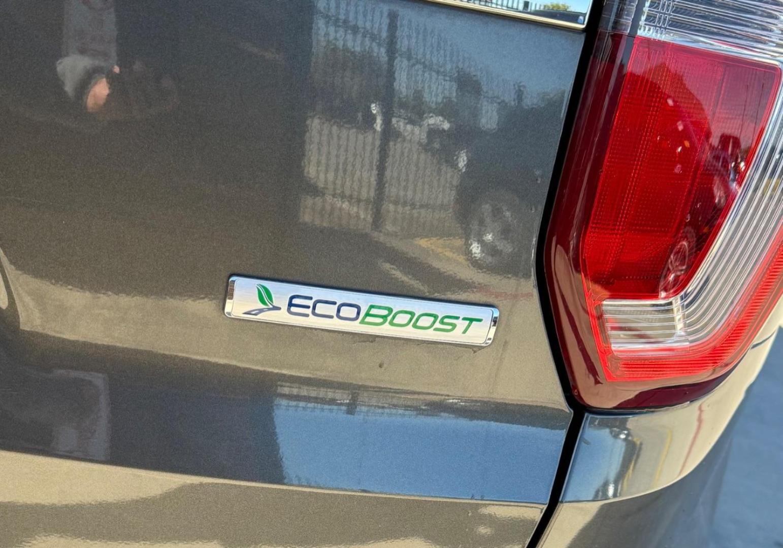 2018 Gray Ford Explorer Limited (1FM5K7FH4JG) , located at 2401 E Main St., Grand Prairie, TX, 75050, (972) 262-4440, 32.748981, -96.969643 - Photo#11