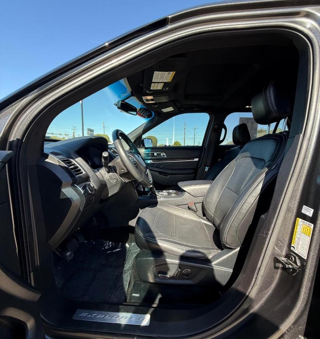 2018 Gray Ford Explorer Limited (1FM5K7FH4JG) , located at 2401 E Main St., Grand Prairie, TX, 75050, (972) 262-4440, 32.748981, -96.969643 - Photo#21