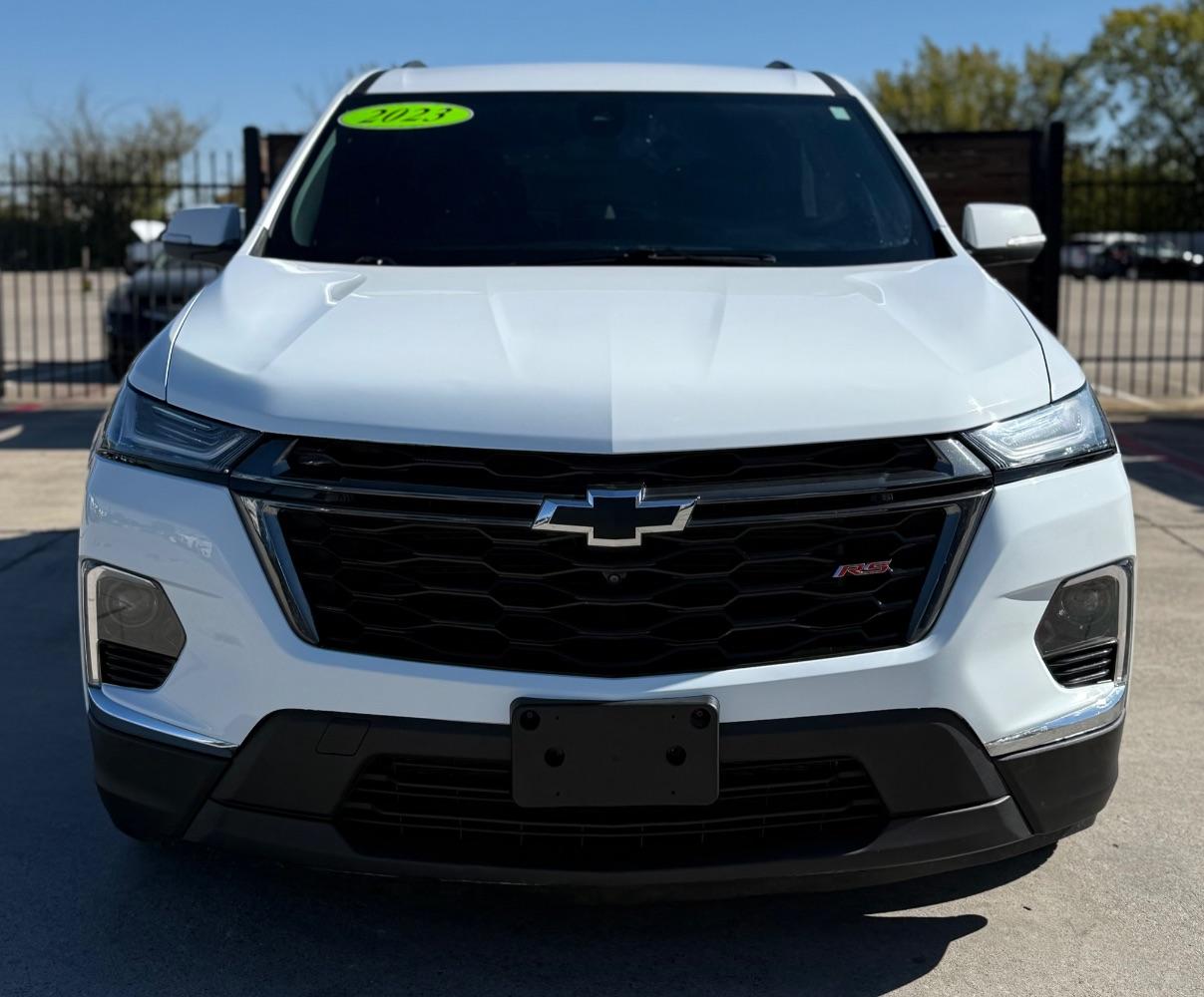 photo of 2023 Chevrolet Traverse FWD RS