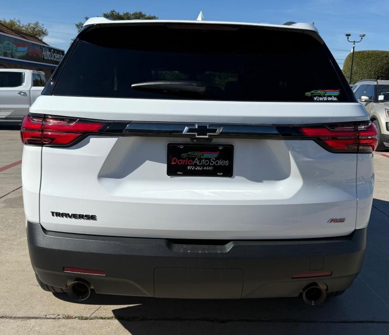 2023 White Chevrolet Traverse (1GNERJKW4PJ) with an 3.6L V-6 gasoline direct injection engine, located at 2401 E Main St., Grand Prairie, TX, 75050, (972) 262-4440, 32.748981, -96.969643 - Photo#5