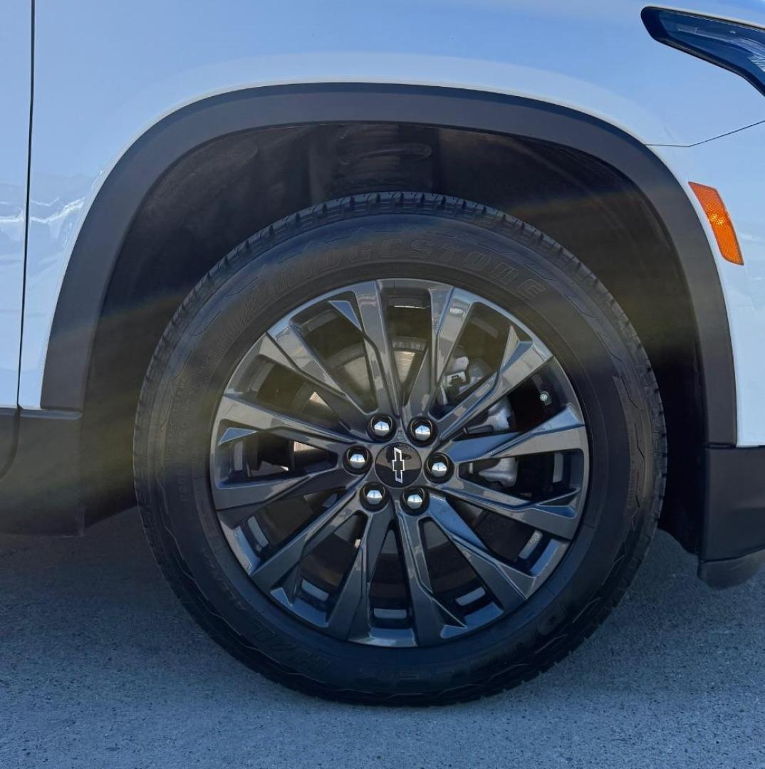 2023 White Chevrolet Traverse (1GNERJKW4PJ) with an 3.6L V-6 gasoline direct injection engine, located at 2401 E Main St., Grand Prairie, TX, 75050, (972) 262-4440, 32.748981, -96.969643 - Photo#10