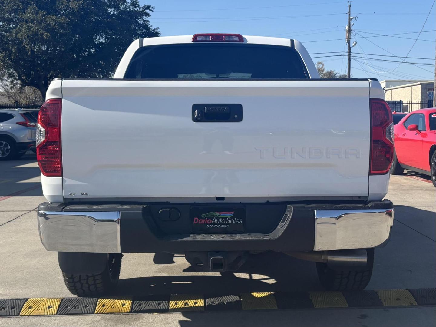 2015 White Toyota Tundra (5TFEY5F13FX) with an 5.7L V8 DOHC 32V engine, located at 2401 E Main St., Grand Prairie, TX, 75050, (972) 262-4440, 32.748981, -96.969643 - Photo#4