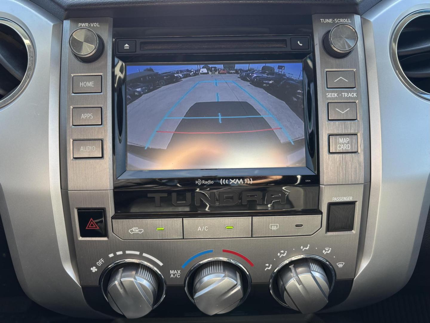 2015 White Toyota Tundra (5TFEY5F13FX) with an 5.7L V8 DOHC 32V engine, located at 2401 E Main St., Grand Prairie, TX, 75050, (972) 262-4440, 32.748981, -96.969643 - Photo#10