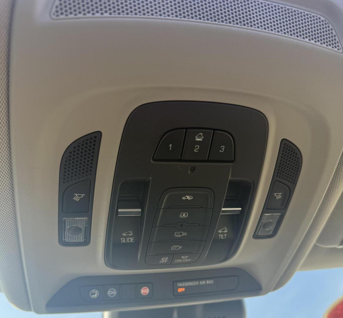 2016 White Cadillac Ct6 (1G6KG5R63GU) with an 3L V-6 gasoline direct injection engine, located at 2401 E Main St., Grand Prairie, TX, 75050, (972) 262-4440, 32.748981, -96.969643 - Photo#17