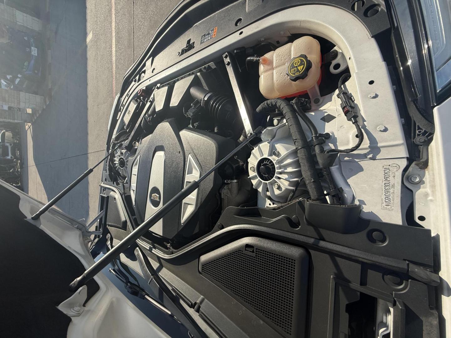 2016 White Cadillac Ct6 (1G6KG5R63GU) with an 3L V-6 gasoline direct injection engine, located at 2401 E Main St., Grand Prairie, TX, 75050, (972) 262-4440, 32.748981, -96.969643 - Photo#22