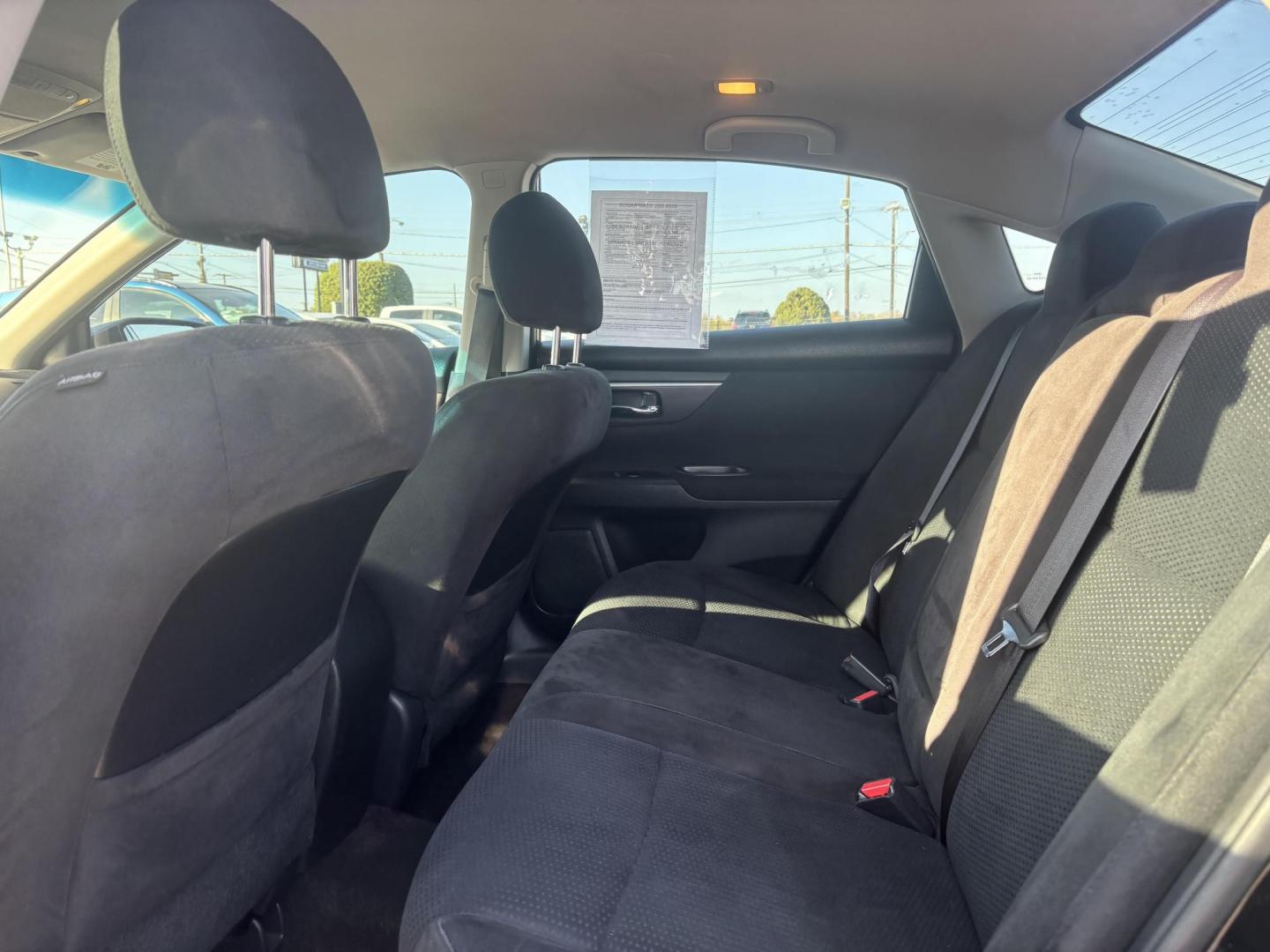 2015 Black Nissan Altima (1N4AL3AP2FC) with an 2.5L L4 DOHC 16V engine, located at 2401 E Main St., Grand Prairie, TX, 75050, (972) 262-4440, 32.748981, -96.969643 - Photo#15