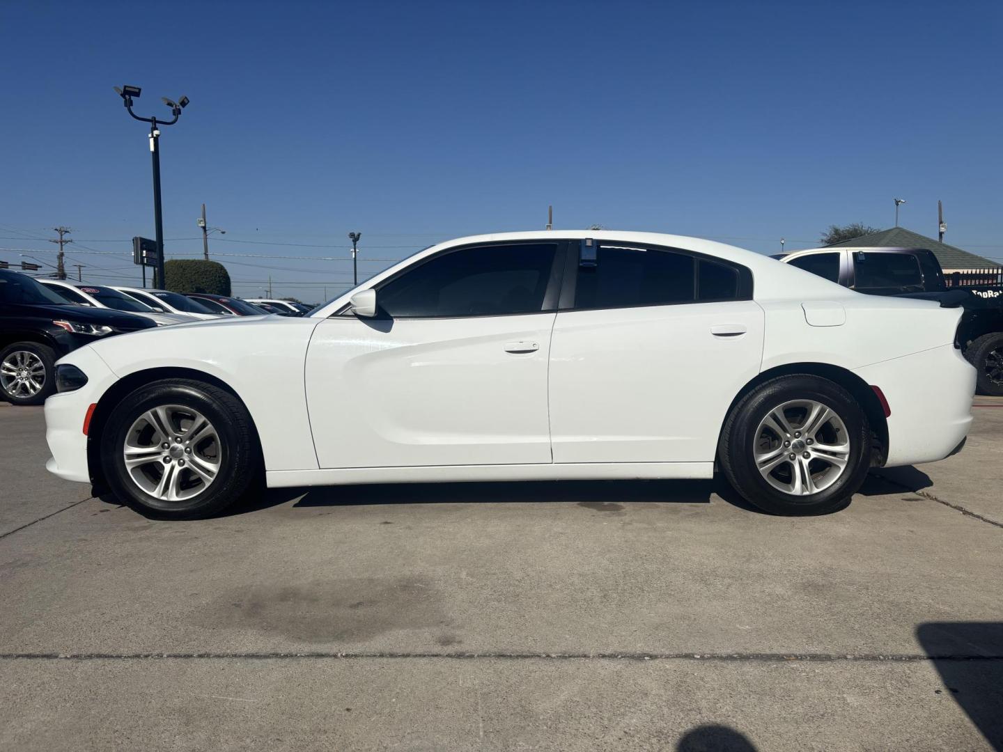 2019 White Dodge Charger (2C3CDXBG4KH) with an Pentastar 3.6L V-6 DOHC engine, located at 2401 E Main St., Grand Prairie, TX, 75050, (972) 262-4440, 32.748981, -96.969643 - Photo#15