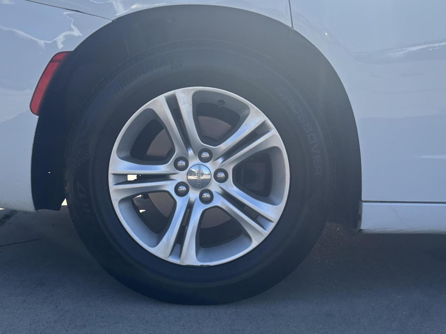 2019 White Dodge Charger (2C3CDXBG4KH) with an Pentastar 3.6L V-6 DOHC engine, located at 2401 E Main St., Grand Prairie, TX, 75050, (972) 262-4440, 32.748981, -96.969643 - Photo#22
