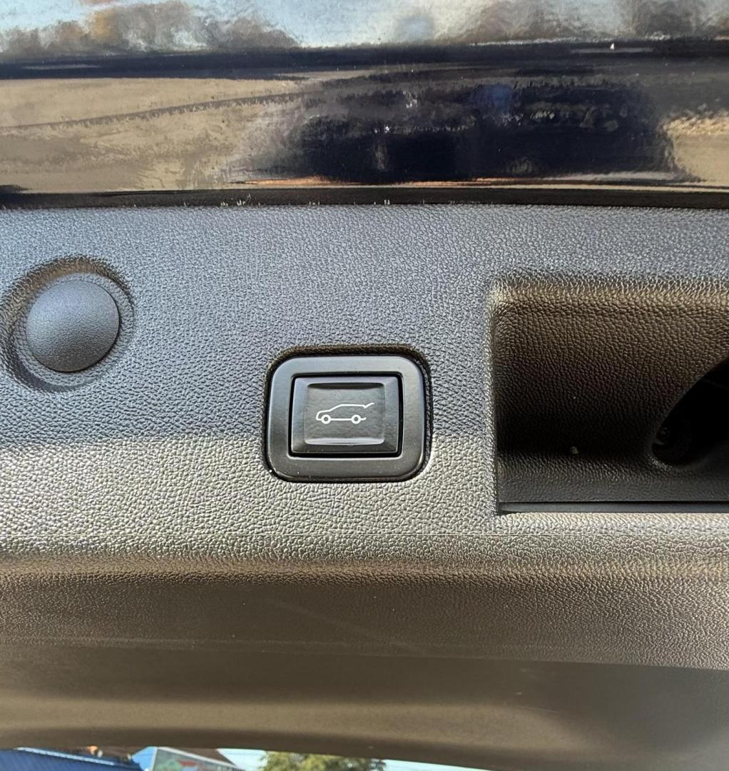 2022 Black Chevrolet Equinox (3GNAXKEV5NL) with an 1.5L I-4 gasoline direct injection engine, located at 2401 E Main St., Grand Prairie, TX, 75050, (972) 262-4440, 32.748981, -96.969643 - Photo#26