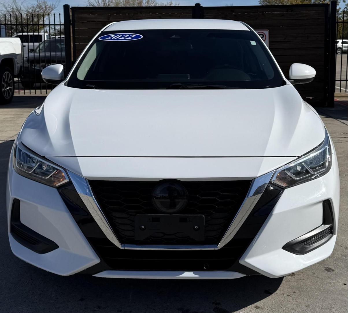 2022 White Nissan Sentra (3N1AB8BV7NY) with an 2L I-4 gasoline direct injection engine, located at 2401 E Main St., Grand Prairie, TX, 75050, (972) 262-4440, 32.748981, -96.969643 - Photo#2