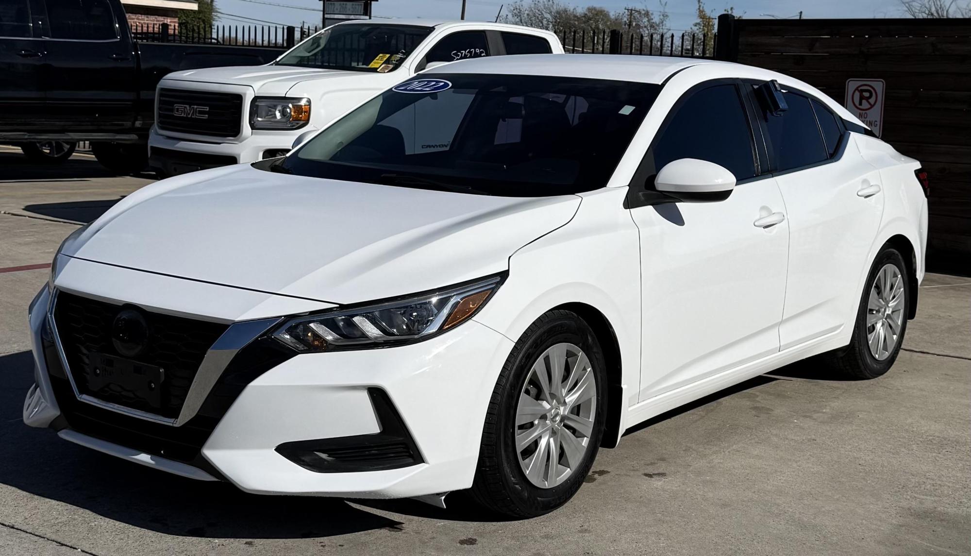 photo of 2022 Nissan Sentra 