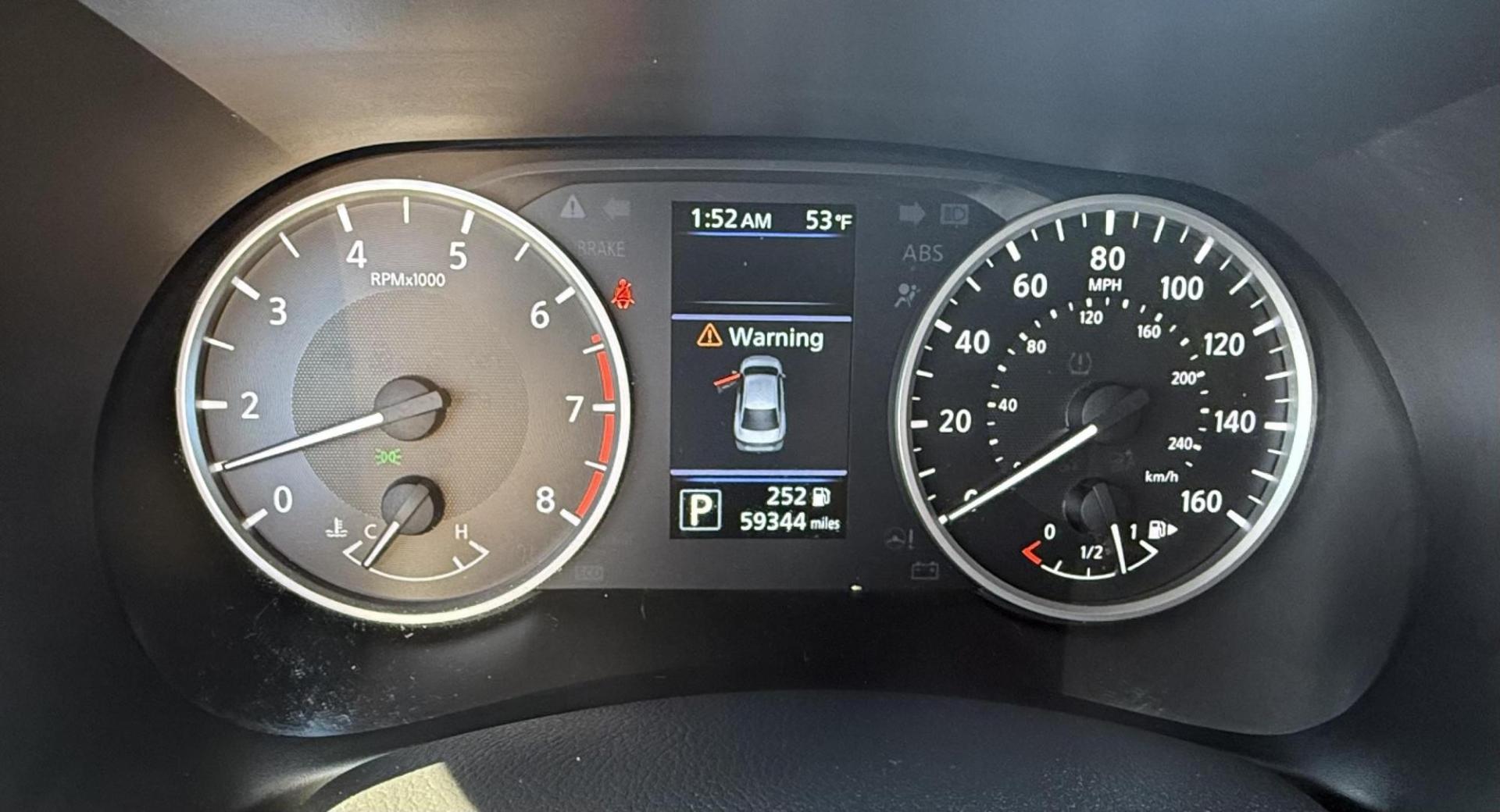 2022 White Nissan Sentra (3N1AB8BV7NY) with an 2L I-4 gasoline direct injection engine, located at 2401 E Main St., Grand Prairie, TX, 75050, (972) 262-4440, 32.748981, -96.969643 - Photo#21