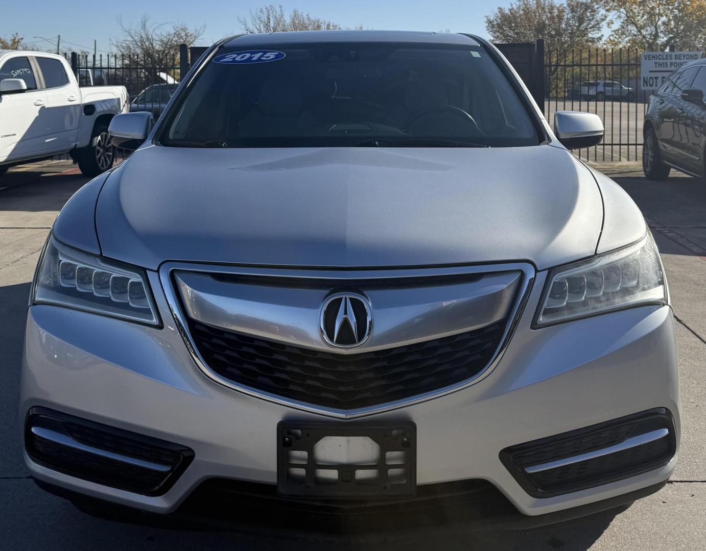 2015 Silver Acura Mdx (5FRYD3H48FB) with an 3.5L V-6 gasoline direct injection engine, located at 2401 E Main St., Grand Prairie, TX, 75050, (972) 262-4440, 32.748981, -96.969643 - Photo#1