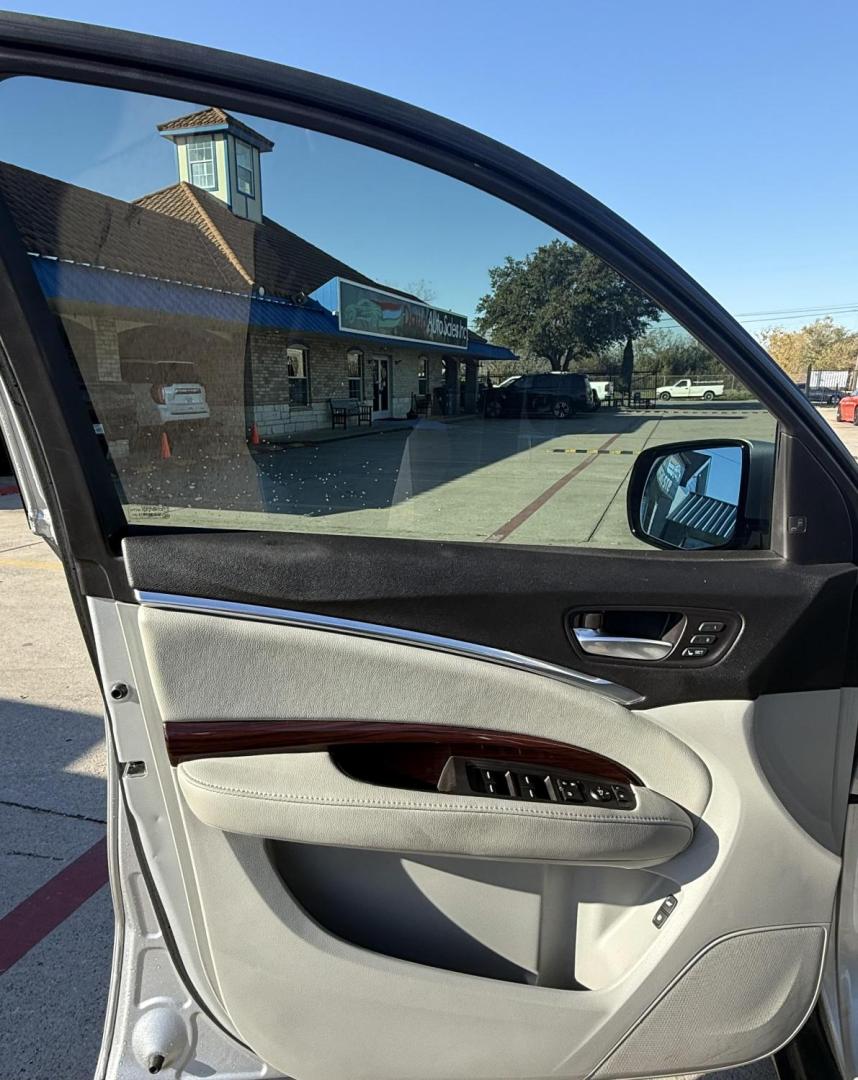 2015 Silver Acura Mdx (5FRYD3H48FB) with an 3.5L V-6 gasoline direct injection engine, located at 2401 E Main St., Grand Prairie, TX, 75050, (972) 262-4440, 32.748981, -96.969643 - Photo#12