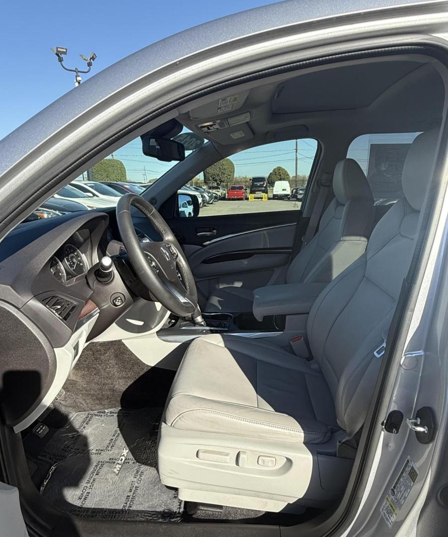 2015 Silver Acura Mdx (5FRYD3H48FB) with an 3.5L V-6 gasoline direct injection engine, located at 2401 E Main St., Grand Prairie, TX, 75050, (972) 262-4440, 32.748981, -96.969643 - Photo#13