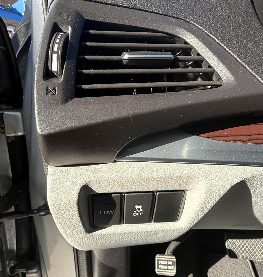 2015 Silver Acura Mdx (5FRYD3H48FB) with an 3.5L V-6 gasoline direct injection engine, located at 2401 E Main St., Grand Prairie, TX, 75050, (972) 262-4440, 32.748981, -96.969643 - Photo#14