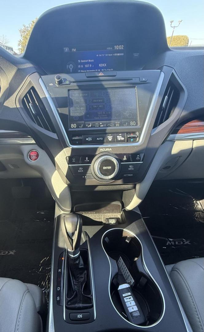 2015 Silver Acura Mdx (5FRYD3H48FB) with an 3.5L V-6 gasoline direct injection engine, located at 2401 E Main St., Grand Prairie, TX, 75050, (972) 262-4440, 32.748981, -96.969643 - Photo#21